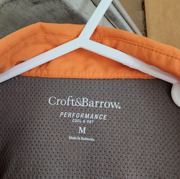 Croft & Barrow long-sleeved performance shirt - Picture 2 of 3